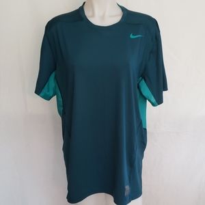 NIKE PRO Athletic Top